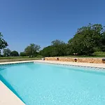 Luxury 3 Bed With Heated Swimming Pool Air Con And Boules Pitch Salignac Eyvigues