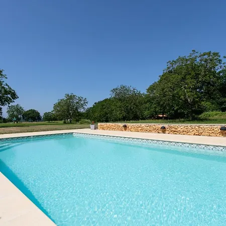 Luxury 3 Bed With Heated Swimming Pool Air Con And Boules Pitch Salignac Eyvigues