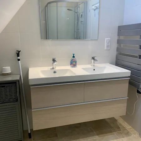 Luxury 3 Bed With Heated Swimming Pool Air Con And Boules Pitch Vila