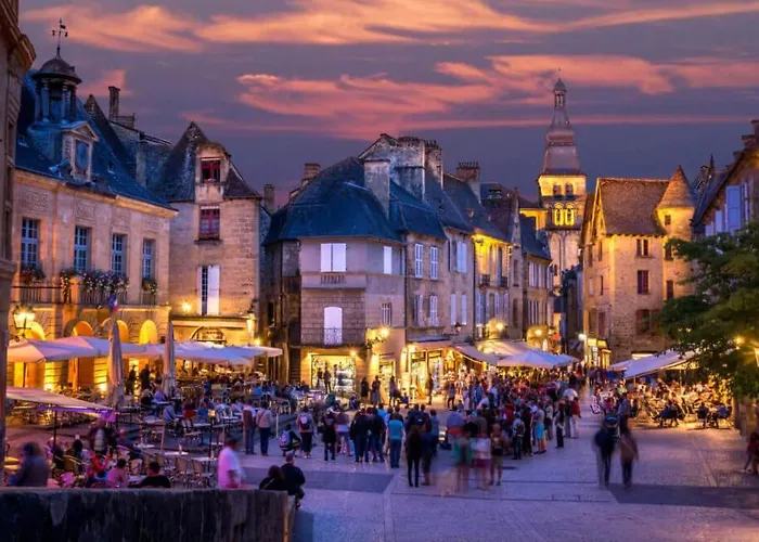 Luxury 3 Bed With Heated Swimming Pool Air Con And Boules Pitch Villa *